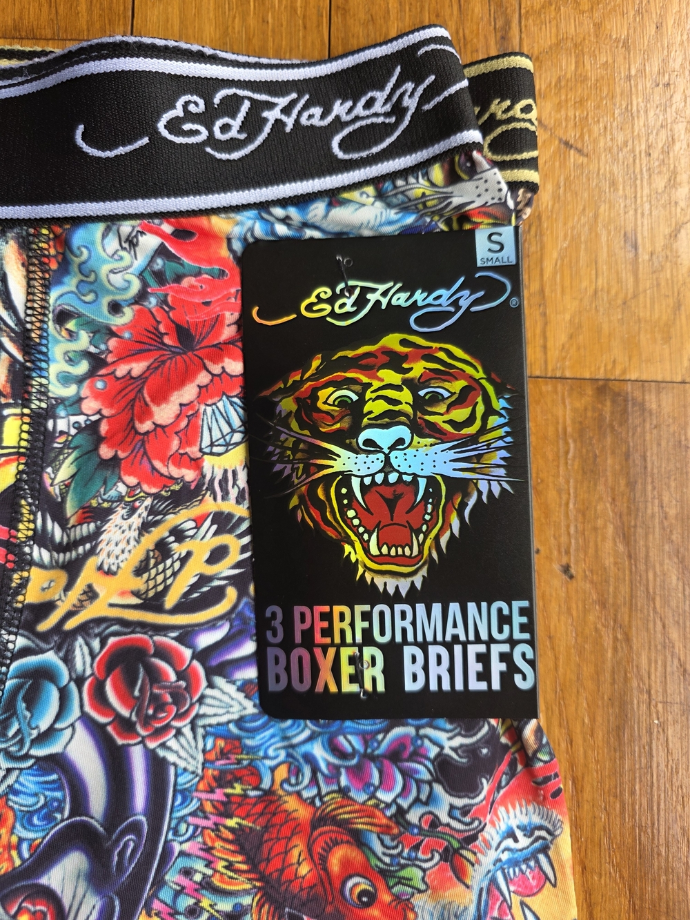 Ed Hardy Boys' Multicolor Performance Boxer Briefs - Picture 2 of 7